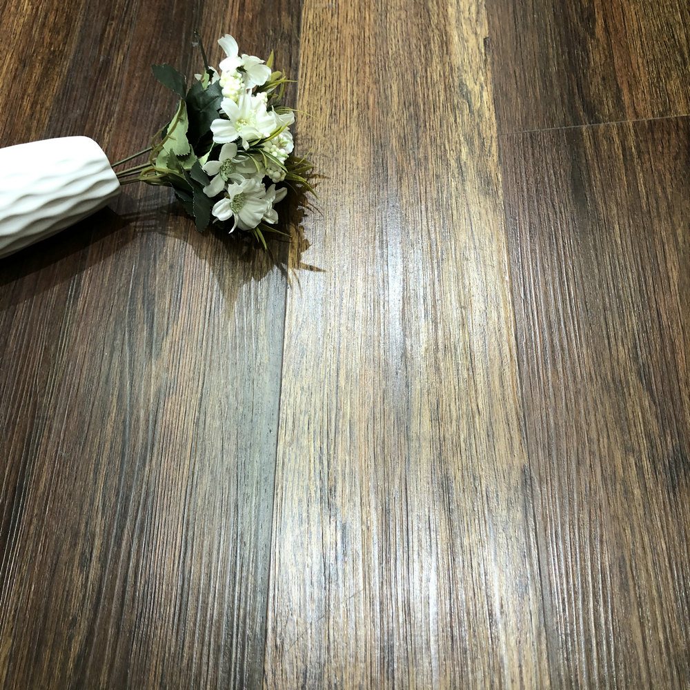 商场环保防火长条SPC地板 产品图